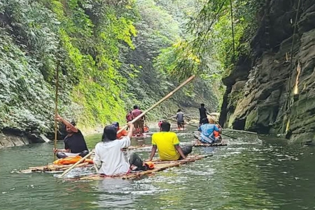 বান্দরবানে পর্যটক ভ্রমণে বাধা নেই