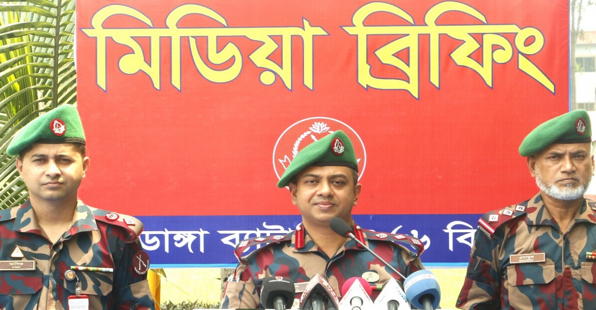 ঈদে সীমান্তে কড়াকড়ি, গরু ও চামড়া পাচার ঠেকাতে সতর্ক বিজিবি