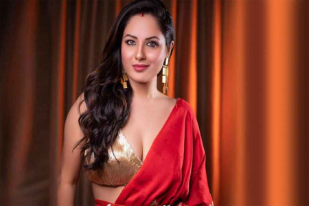 পূজার বিরুদ্ধে অপহরণের অভিযোগ