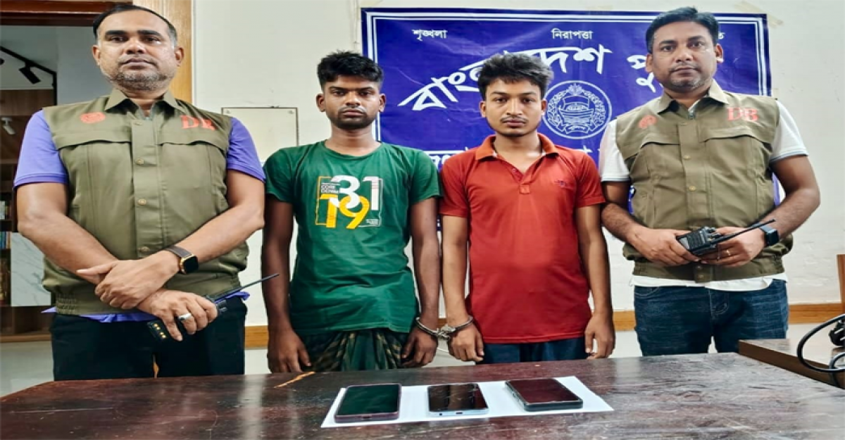  চুয়াডাঙ্গায় অনলাইন জুয়ার মাস্টার এজেন্টসহ আটক ২