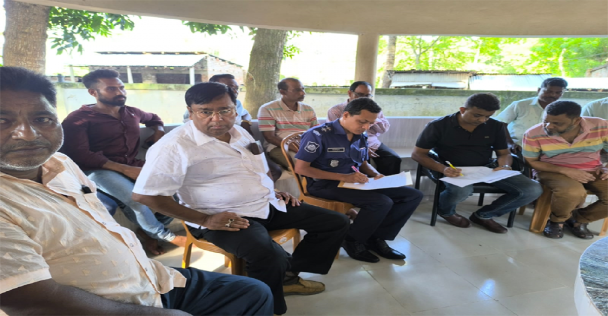 জীবননগরে পূজা উদযাপন কমিটির সাথে পুলিশের মতবিনিময় সভা 