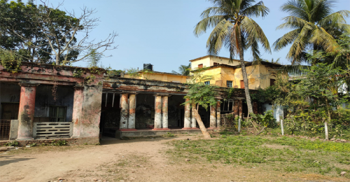 ধ্বংসের পথে কাশিপুর জমিদার বাড়ি