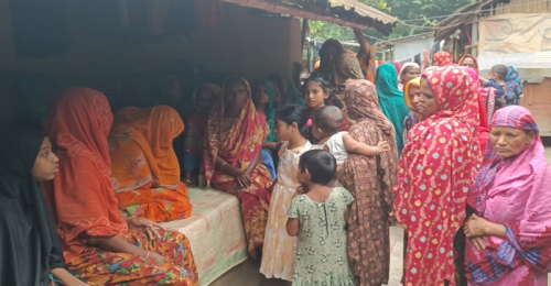 জীবননগর সীমান্তে বাংলাদেশীকে ধরে নিয়ে গেল বিএসএফ