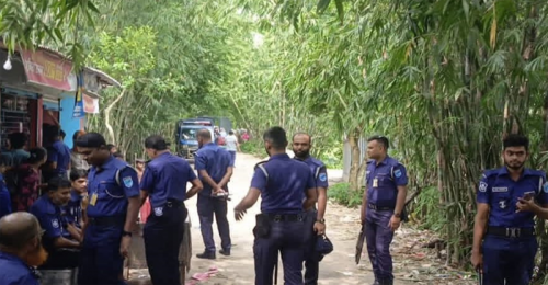 সালথায় গ্রাম দু-দলের সংঘর্ষে বসতঘর ভাংচুর, আহত-১৫