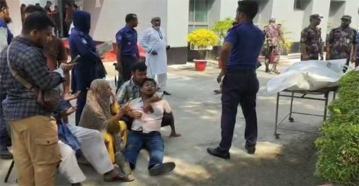 চুয়াডাঙ্গায় বাসের ধাক্কায় মোটরসাইকেল আরোহীর মৃত্যু