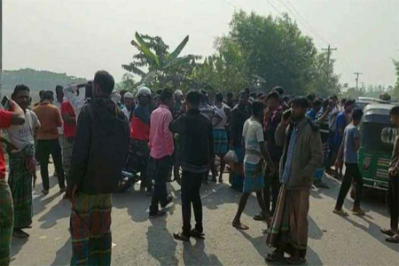 নেত্রকোণায় অটোরিকশা-ট্রাকের সংঘর্ষে নিহত ২