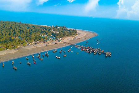 সেন্টমার্টিন খুললেও জাহাজ না চালানোর ঘোষণা