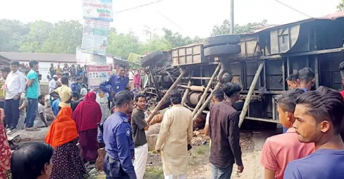 চুয়াডাঙ্গায় বাসচাপায় নিহত ২