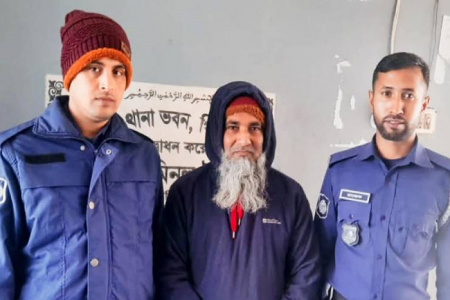 কাউখালীতে আওয়ামী লীগ নেতা গ্রেফতার
