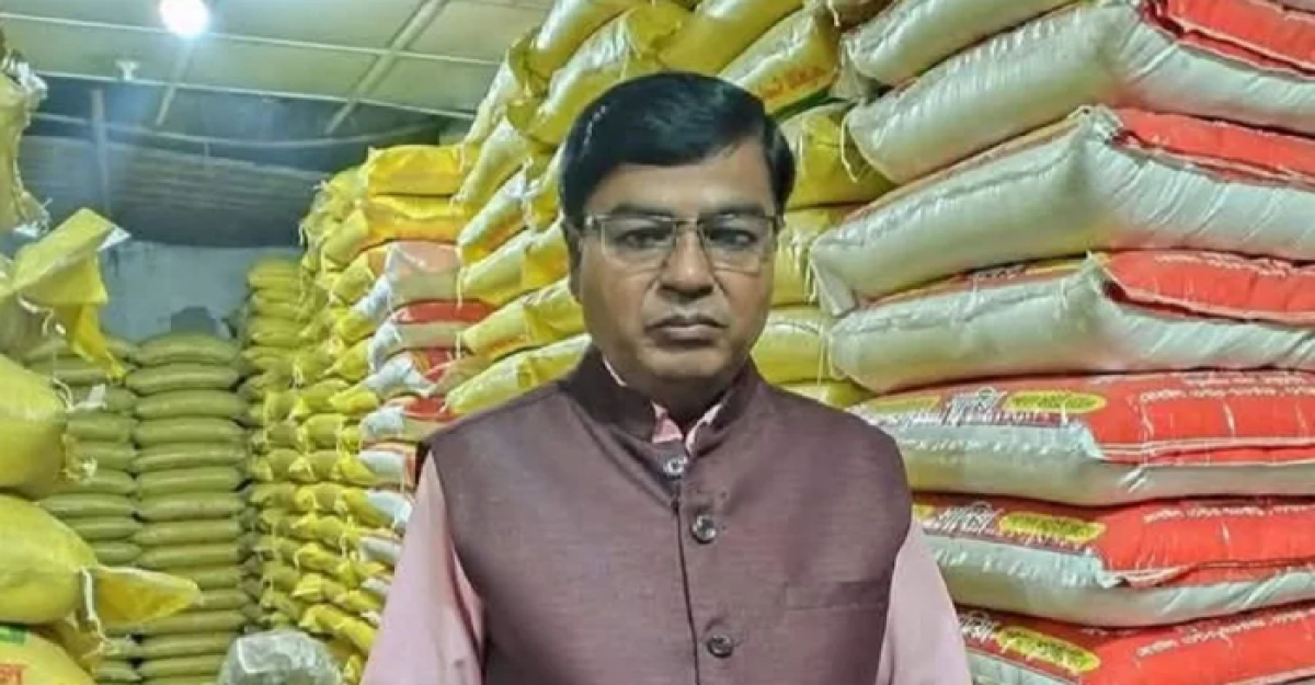 ত্রিশালে ব্যবসায়ী সুশেন চন্দ্রকে হত্যার পর গুদামে লুটপাট