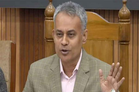 ঈদে ভাড়া বাড়ালে কঠোর ব্যবস্থা: সড়কমন্ত্রী 