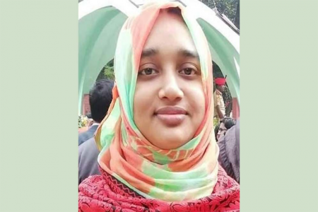 নিজ কক্ষে ইবি শিক্ষিকাকে ছুরিকাঘাতে হত্যা