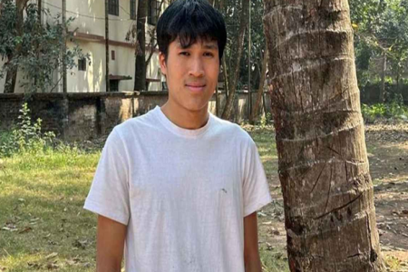 পড়ার টেবিলে স্ট্রোক করে চবি শিক্ষার্থীর মৃত্যু  