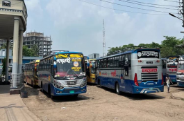 কুষ্টিয়ায় ধর্মঘট, অভ্যন্তরীণ সব রুটে বাস চলাচল বন্ধ