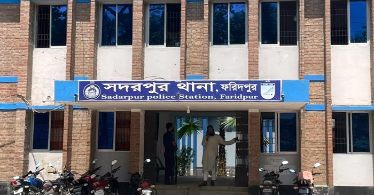 নিখোঁজের ৩ দিন পর কাশবন থেকে শিশুর গলিত মরদেহ উদ্ধার
