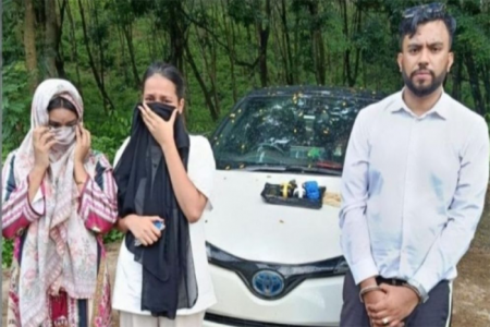 স্বরাষ্ট্র মন্ত্রণালয়ের স্টিকার লাগানো প্রাইভেটকারে মিলল ৬ হাজার ইয়াবা