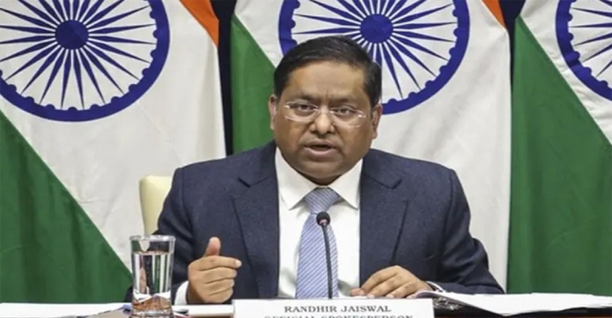 শেখ হাসিনাকে প্রত্যর্পণের অনুরোধ খতিয়ে দেখা হচ্ছে: জয়সওয়াল