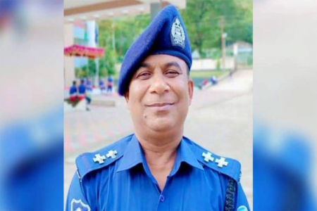থানার ব্যারাক থেকে পুলিশ কর্মকর্তার মরদেহ উদ্ধার