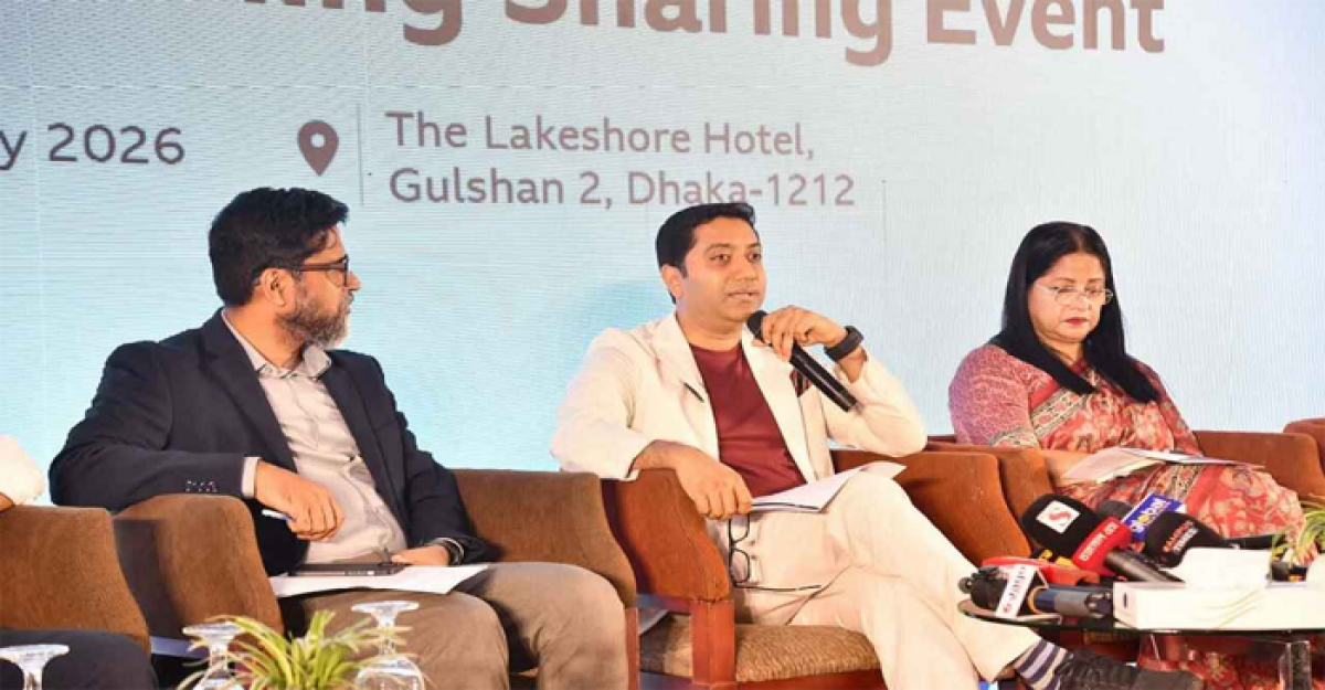 প্রাথমিক শিক্ষায় আসছে ডিজিটাল ডিভাইস, ট্যাব পাবেন শিক্ষকরা