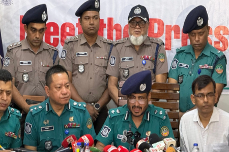 রংপুরে ৪ খুন: মুগ্ধ-সিদ্ধার্থই হত্যাকারী, জানালেন পুলিশ কমিশনার
