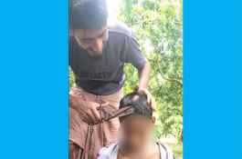 মোবাইল চুরির অভিযোগে মাথার চুল কেটে নির্যাতন, ভিডিও ভাইরাল