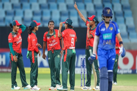 আরব আমিরাতকে হারিয়ে সেমিফাইনালে বাংলাদেশ