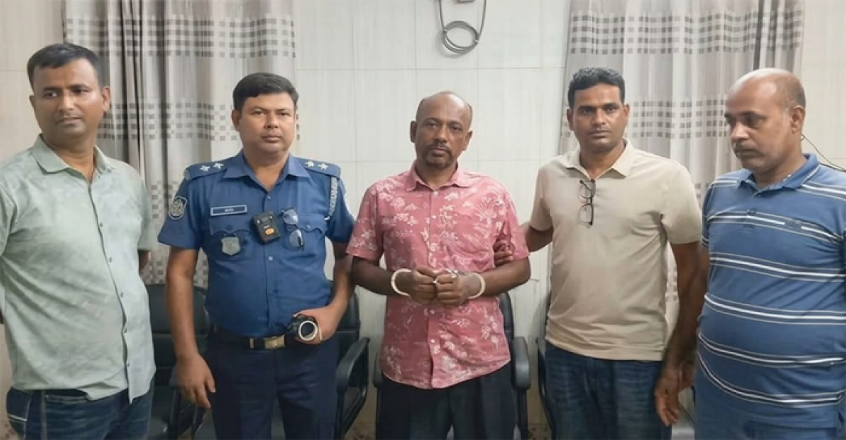 দুপুরে হাতকড়া নিয়ে পালিয়ে যাওয়া আ. লীগ নেতা রাতে আটক