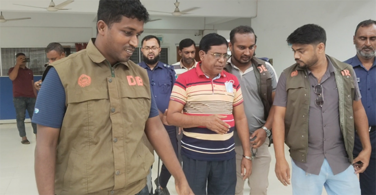 ভারতে যাওয়ার চেষ্টাকালে জেলা আ. লীগের সাধারণ সম্পাদক গ্রেপ্তার