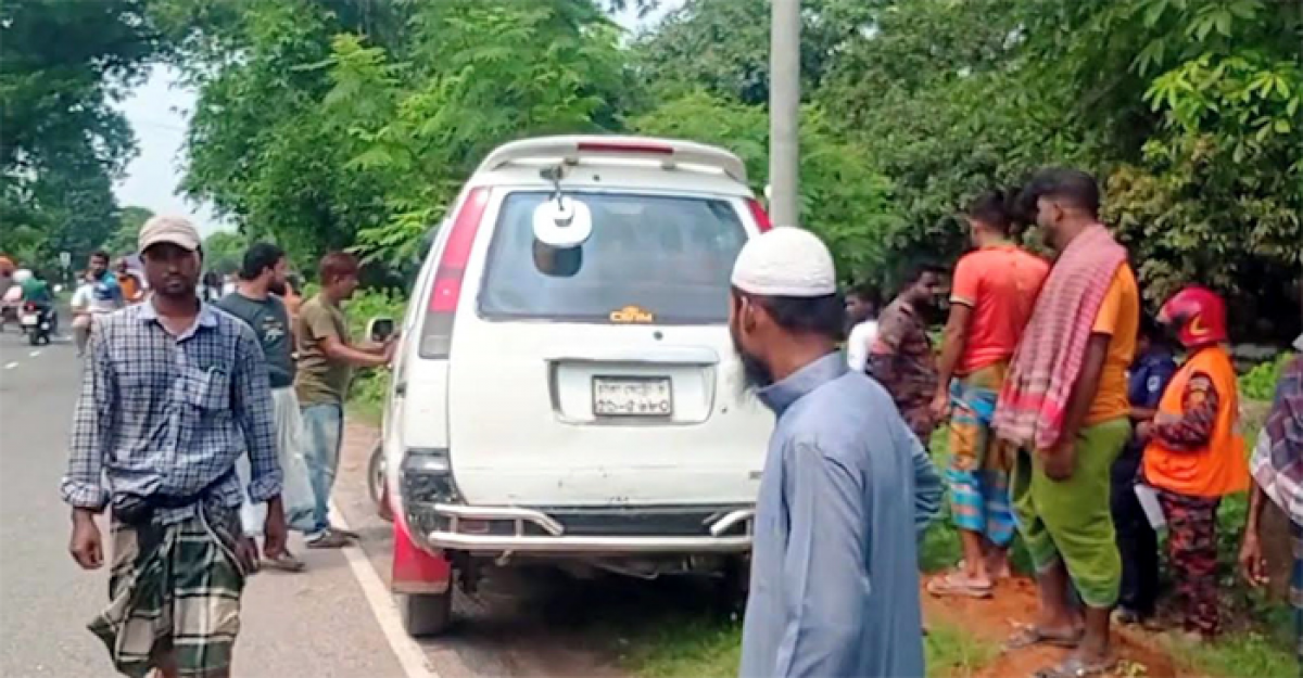 চুয়াডাঙ্গায় মাইক্রোবাসের ধাক্কায় নারী নিহত