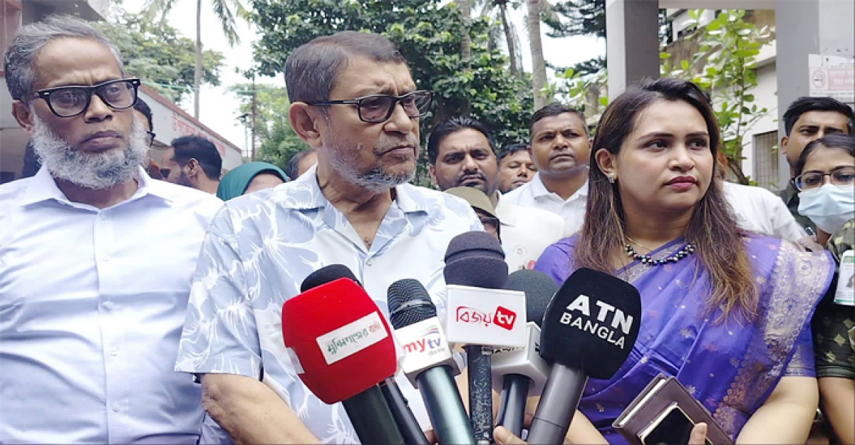 আমরা চাই না চিকিৎসার অভাবে কারও মৃত্যু হোক: স্বাস্থ্যমন্ত্রী