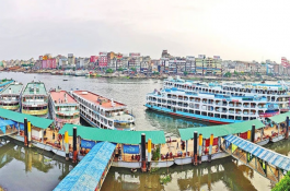 বাসের পর এবার বাড়ল লঞ্চ ভাড়া