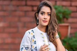 ‘বাংলাদেশে নিজেকে নিরাপদ মনে করি না’
