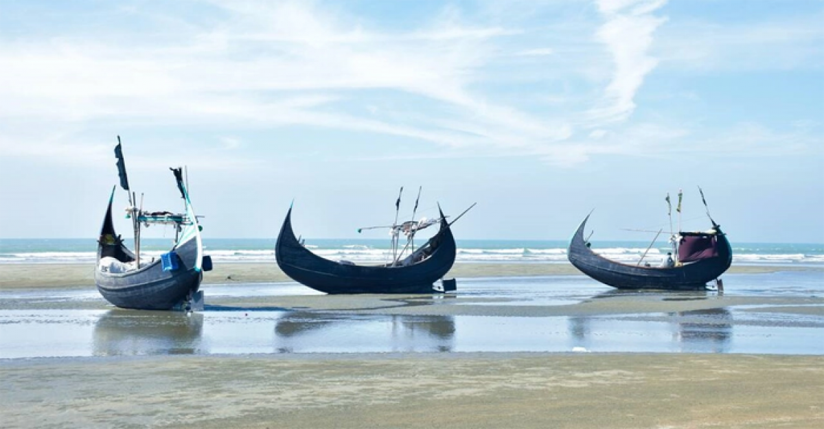 কক্সবাজারে সৈকত থেকে ৩ মরদেহ উদ্ধার