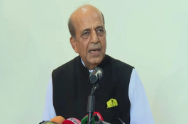 শেখ হাসিনাকে ঢুকতে দেওয়া ছাড়া ভারতের হাতে বিকল্প ছিল না: দীনেশ ত্রিবেদী