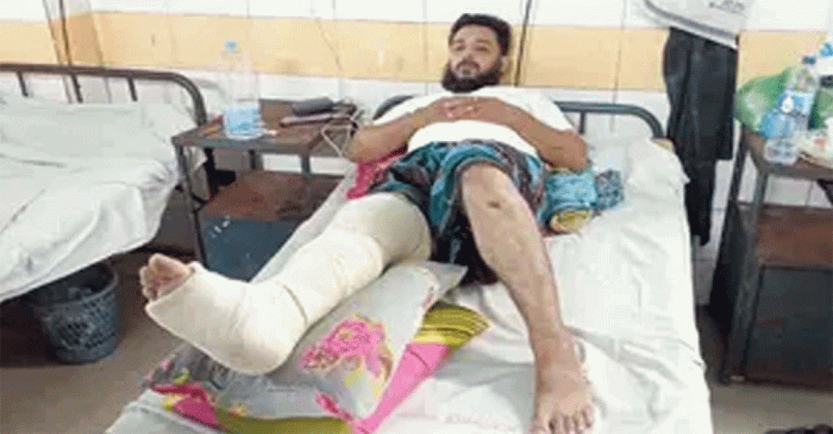 চাঁদা না দেওয়ায় ব্যবসায়ীর পা ভেঙে দিলেন যুবদল নেতা