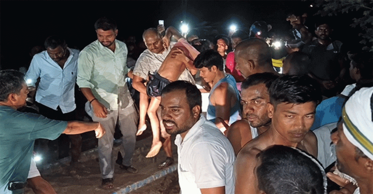 বিহারে গঙ্গায় নৌকাডুবি, শিশুসহ নিহত ১৩