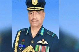 বিমানবাহিনীর সাবেক প্রধান আব্দুল হান্নান কাতারে গ্রেফতার