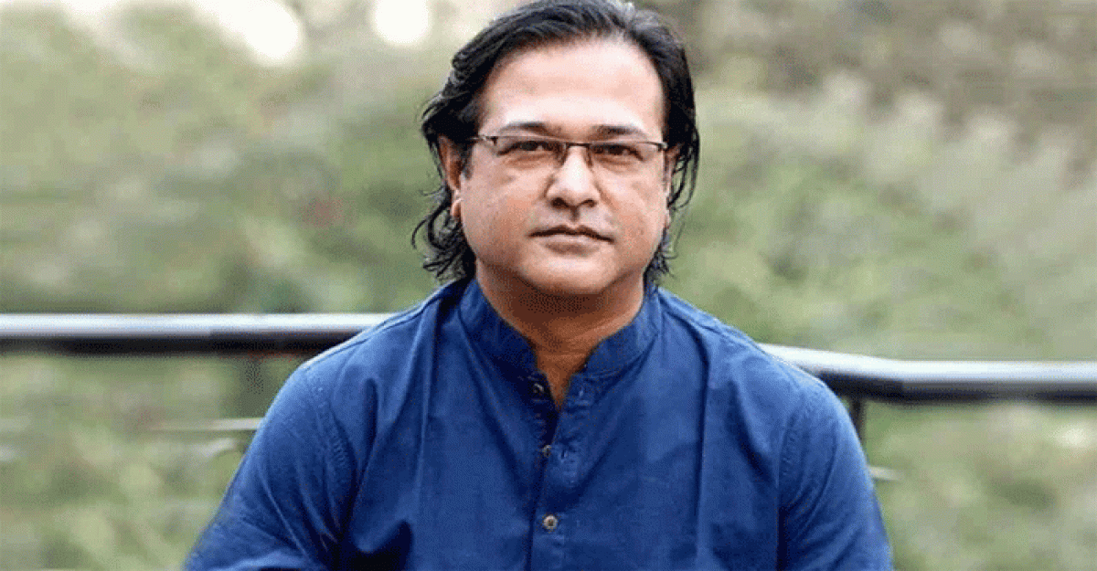 রাজধানীতে সঙ্গীতশিল্পী আসিফ আকবরের গাড়িতে গুলি