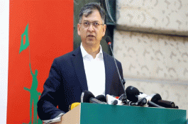 ডিসেম্বরে হাসিনার ফেরার গুঞ্জন নিয়ে যা বললেন স্বরাষ্ট্রমন্ত্রী