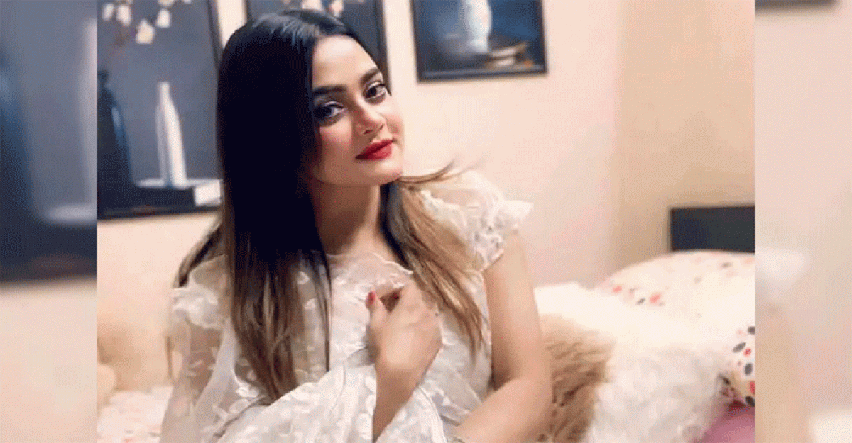 ক্যানসারে প্রাণ হারালেন মডেল-অভিনেত্রী তুলনা